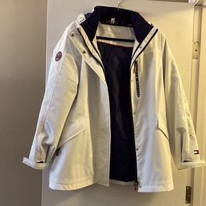 White Tommy Hilfiger jacket! Never been worn! In the best condition it could be